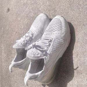White Athletic Sneakers - Lightweight Breathable Trainer